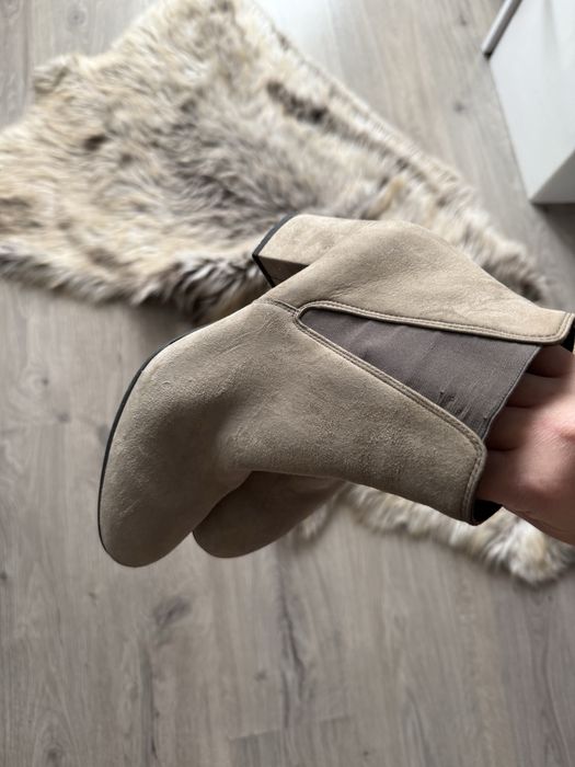 Botine cu toc marimea 39