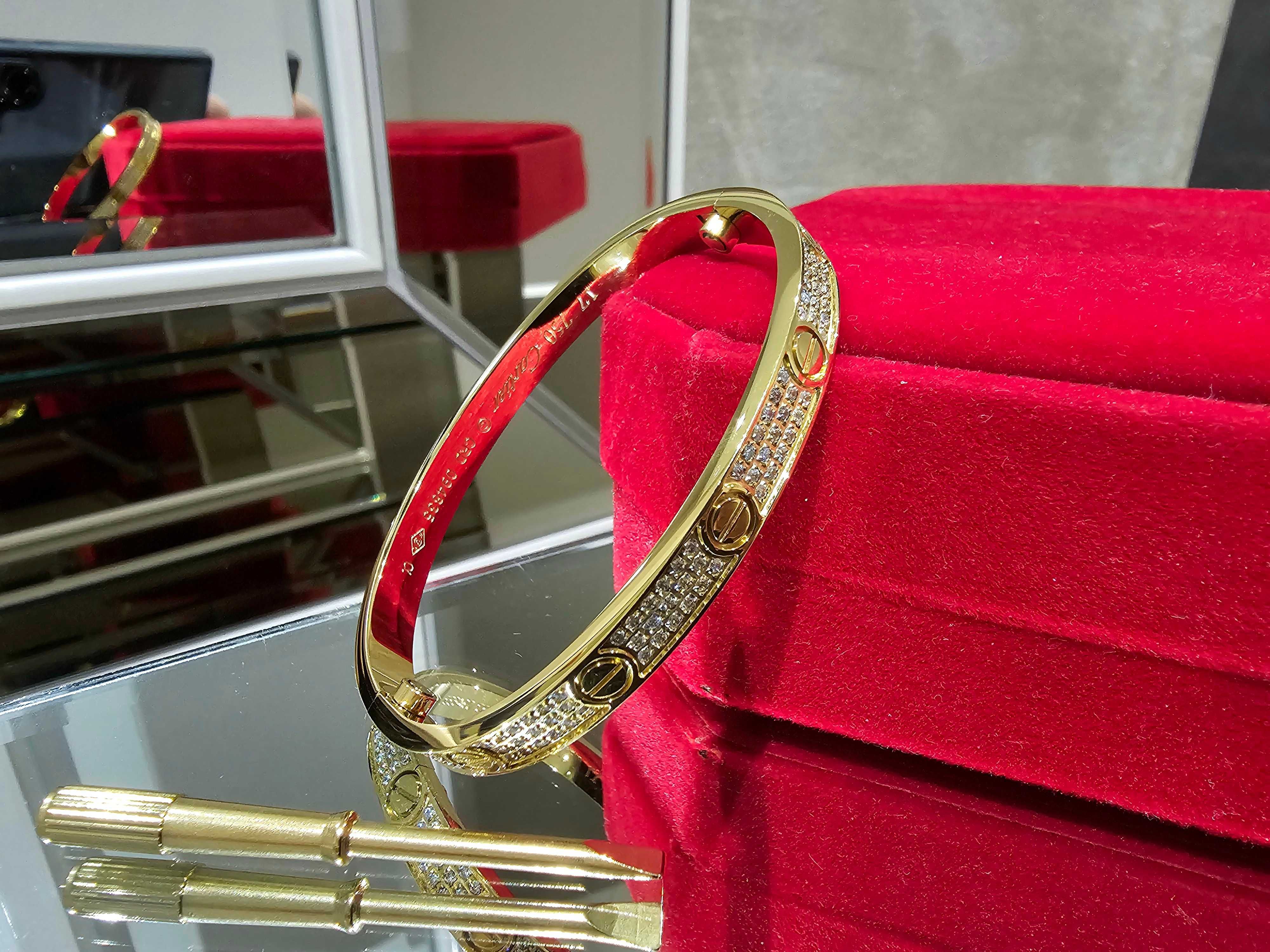 CARTIER Love Paved Gold Classic Diamonds Гривна с Отверка