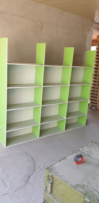 стеллаж сотилади, состояние зур