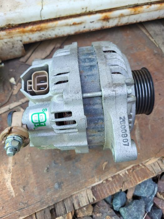 Продам стартер и генератор  от ниссан