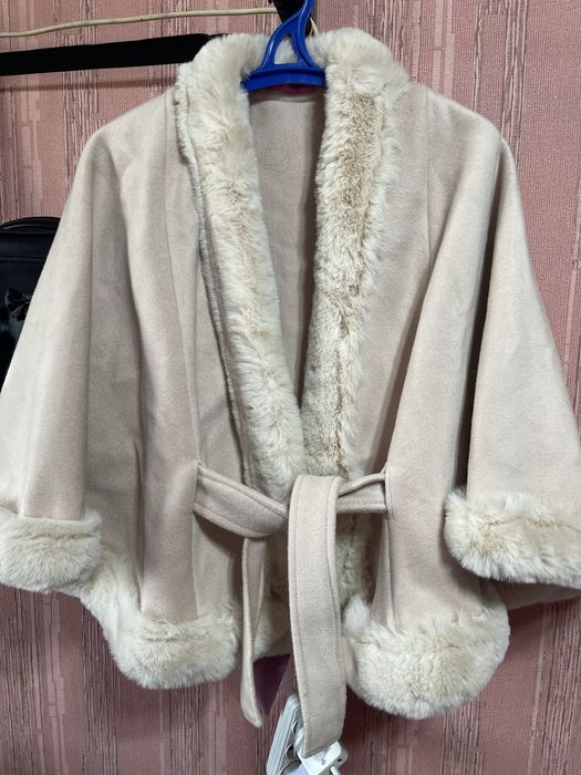 Продам пончо курточку