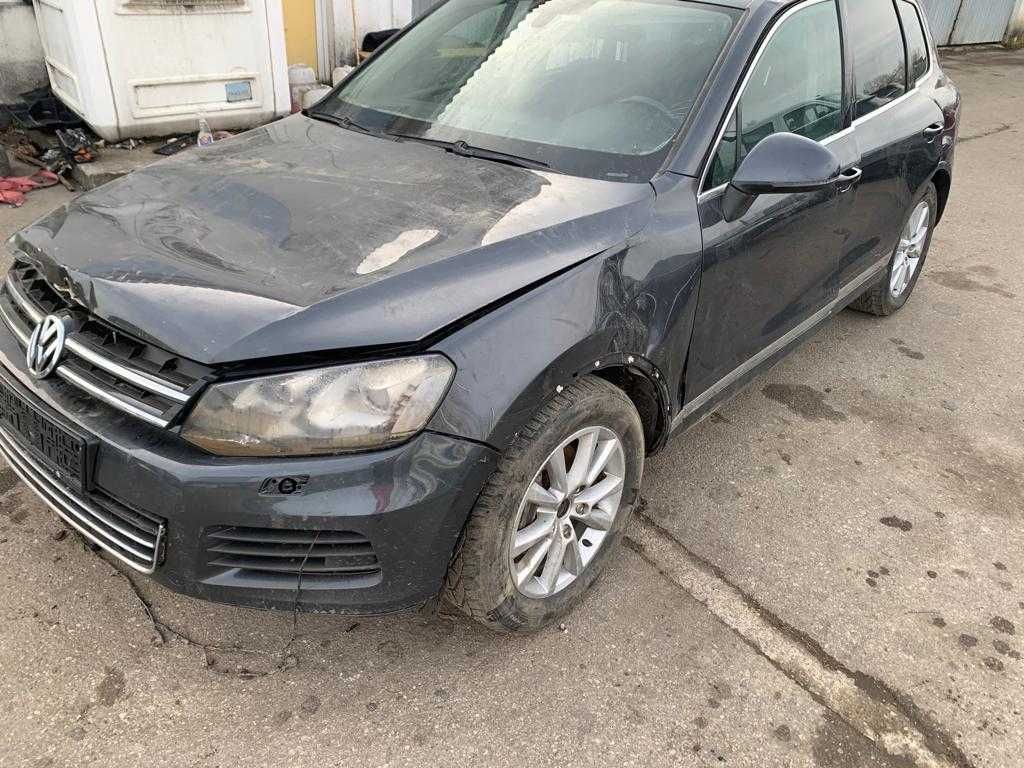 Dezmembrez volkswagen touareg 7p 3.0D/mecanica toareg/bara fata/