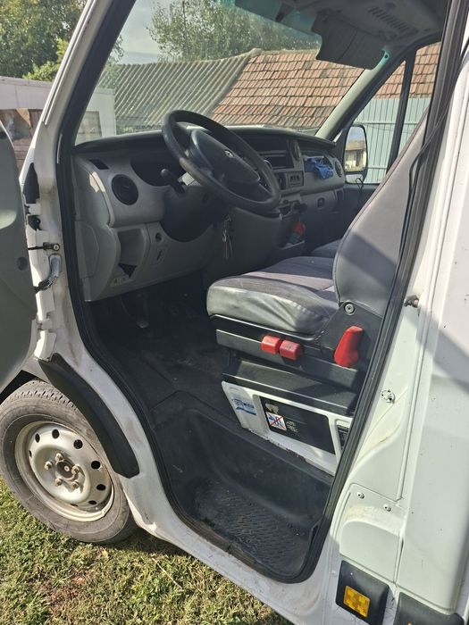 Autoplatforma Renault Master