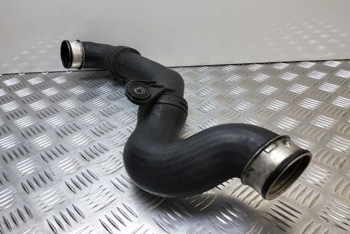 Tub intercooler  tubulatura 3c0145770b Volkswagen VW Passat B6 seria