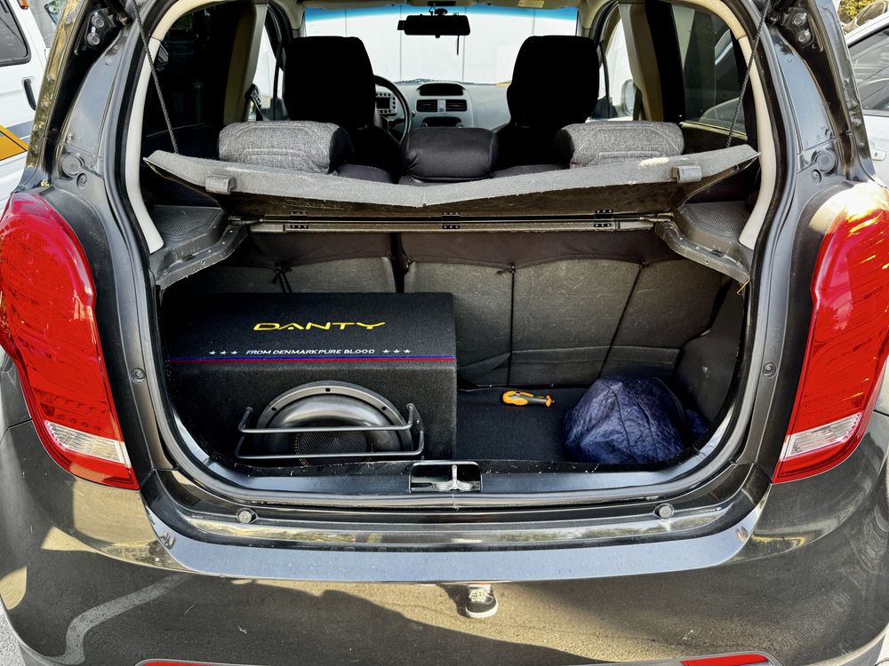 Chevrolet Spark 2013 — алькантара, сабвуфер, идеал по технике!