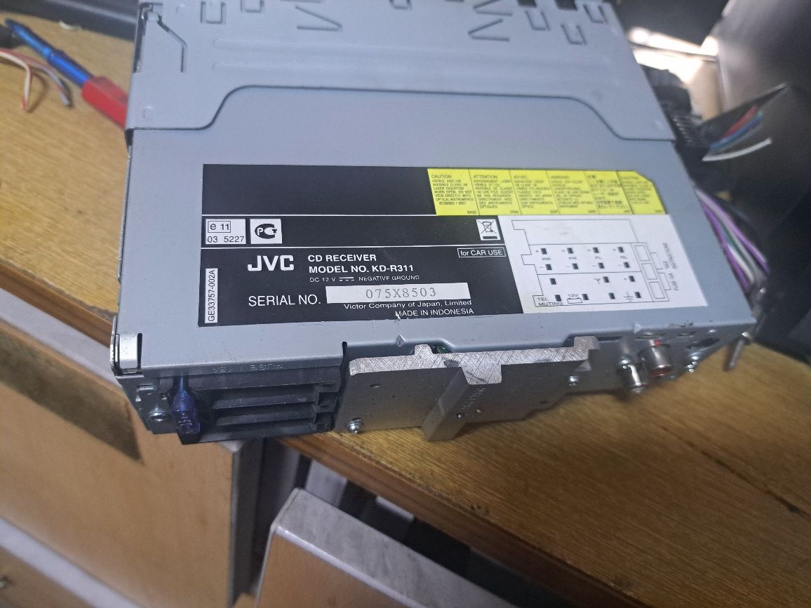 Оригинален JVC KD R311 MP3.Aux.Cd