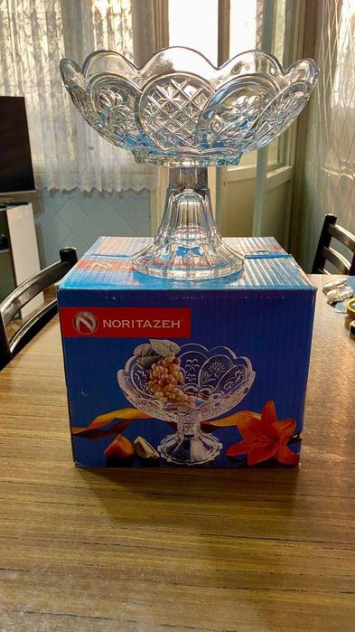 Ваза стеклянная для фруктов, орехов 2шт