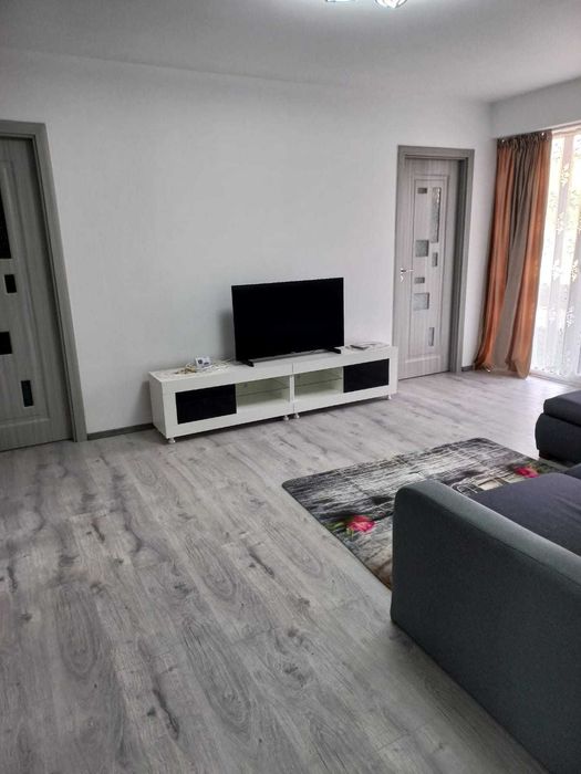 Inchiriez apartament 2 camere