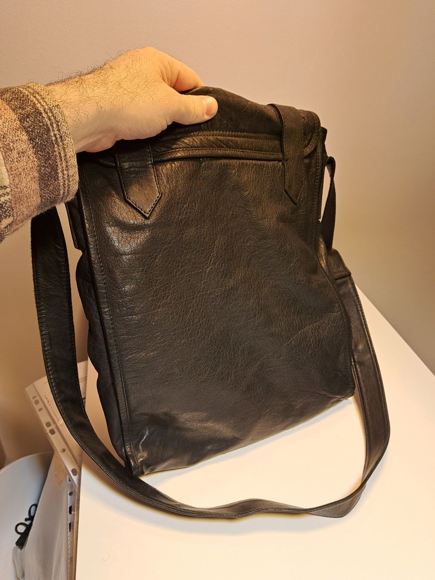 Geanta unisex Noua 180 lei