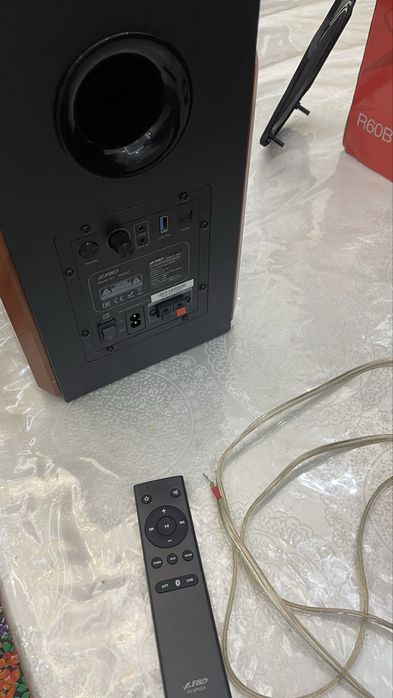 F&D R60BT 120w мощный, очень громкий