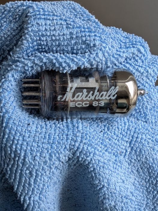 Amplificator Marshall Valvestate 8040