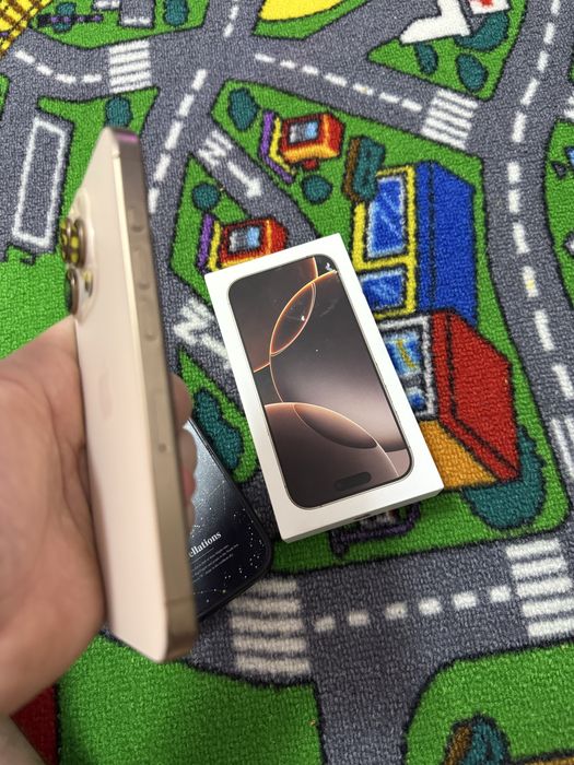 Iphone 16 Pro 128GB Desert  Titanium