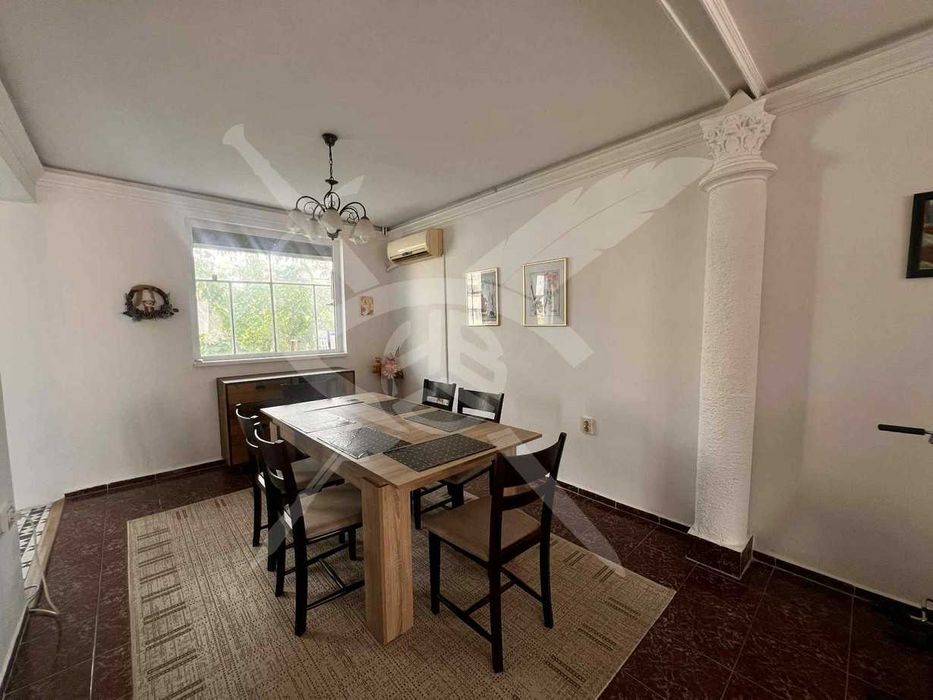 Дава се под наем Двустаен апартамент в Варна, Център - 88 кв.м за 600 € - Снимка #3