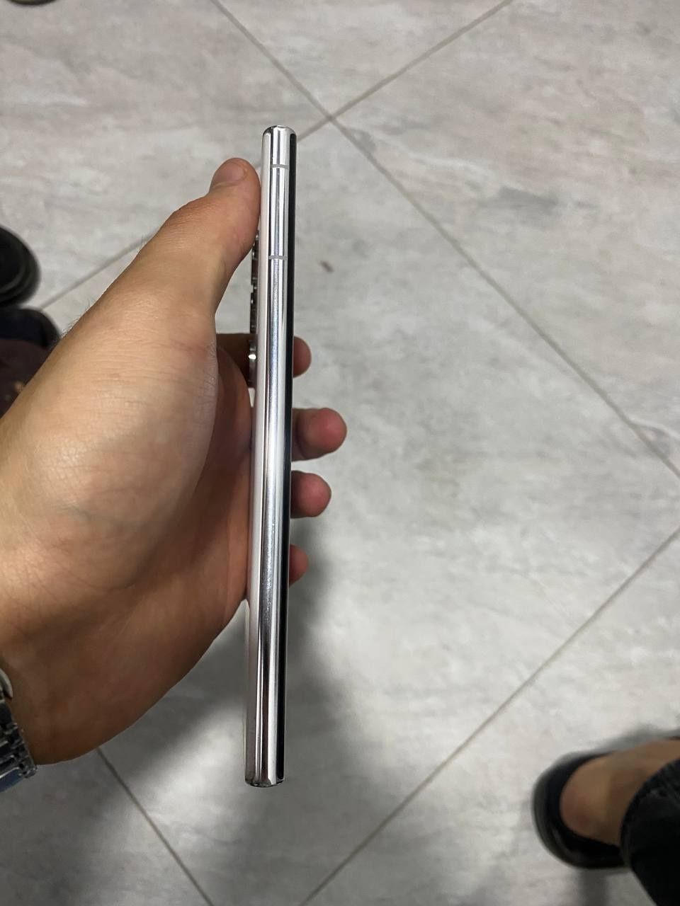 Samsung s22 ultra sotiladi