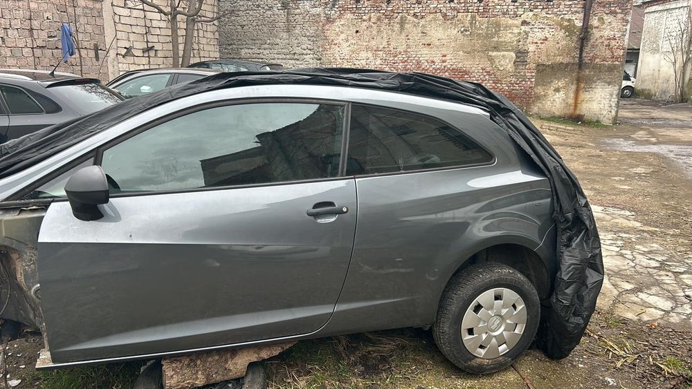 Dezmembrez renault 4 seat ibiza , citroen c ellyse alb