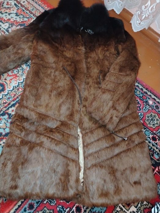 Айоллари устки уийими шуба