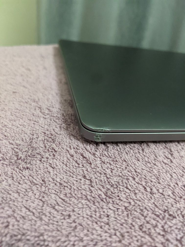 MacBook pro 15 А1707