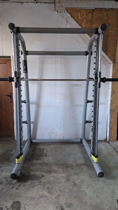 Smith machine culisant Technogym