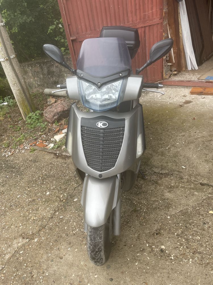 Кимко пипъл C 300кубика