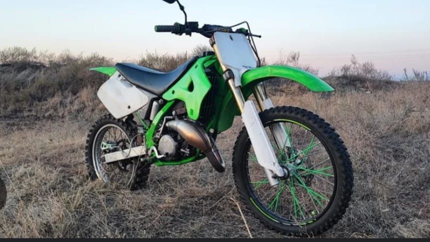 Продам kawasaki kx85