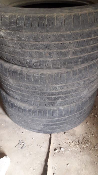 Продаю покрышки за 10к общ