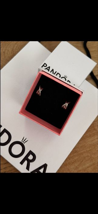 Пандора обеци Pandora
