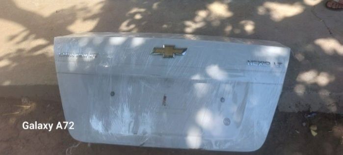 Nexia.3 soyilgan zapchaska detalari bor oq kumga nimasi kerak bosa bor