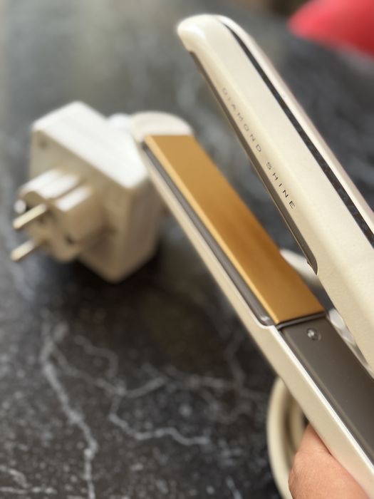 Vând Placă de păr Nicky Clarke