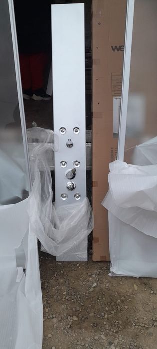 Dușuri  cabine din sticla tratata