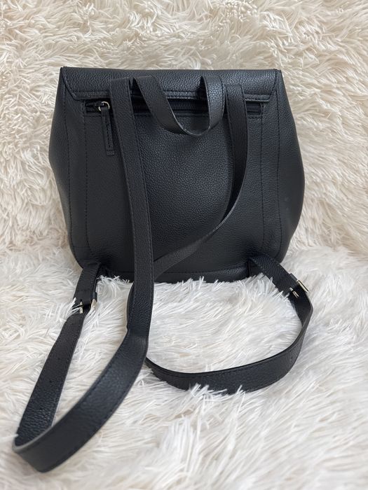 Furla кожена, черна раница