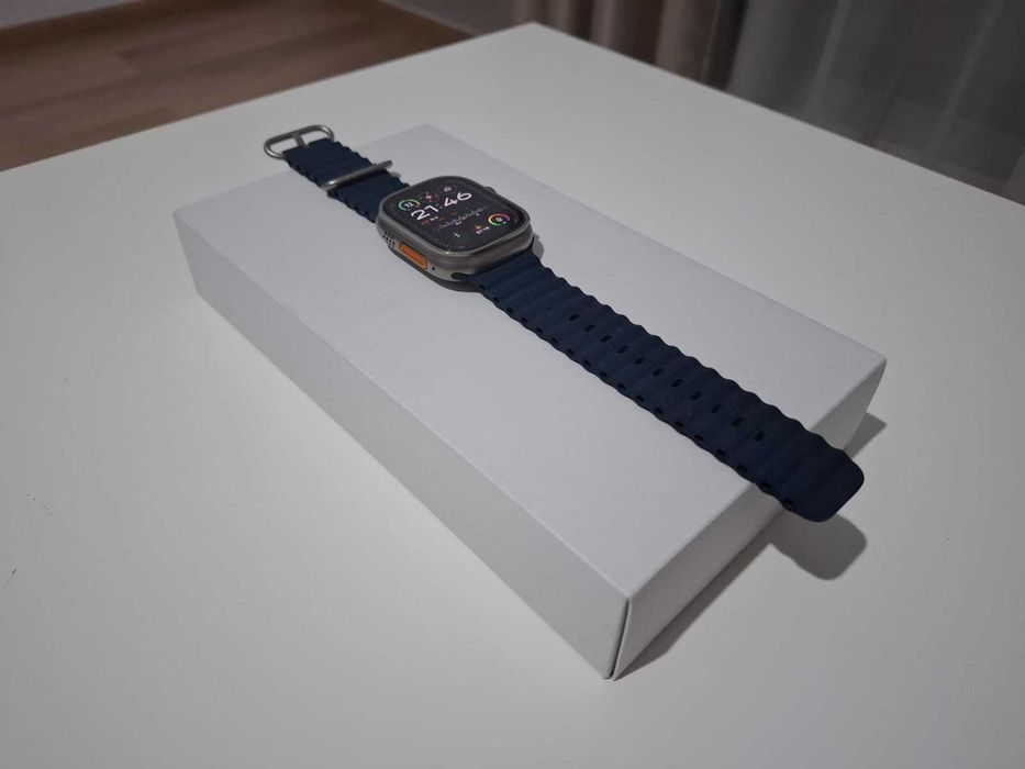 Apple Watch Ultra 2 49mm Titanium Blue Ocean Band - 11/10 ca NOU