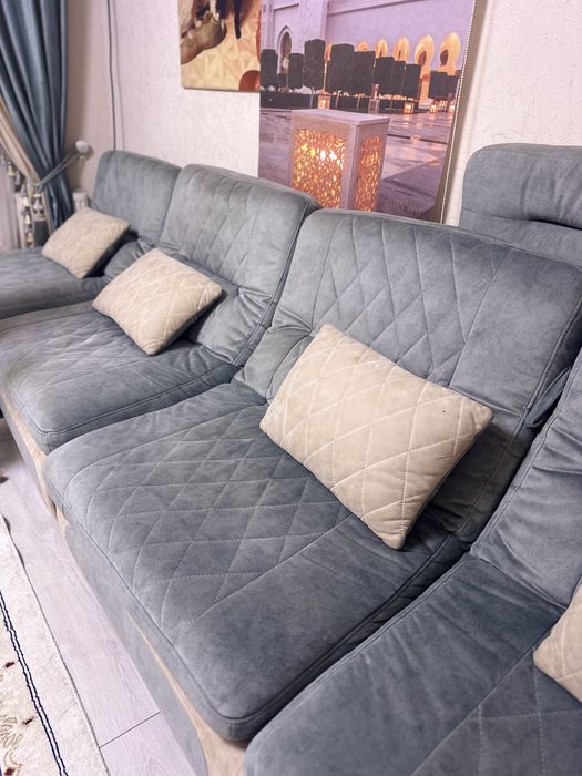 Продам диван в отличном  состоянии