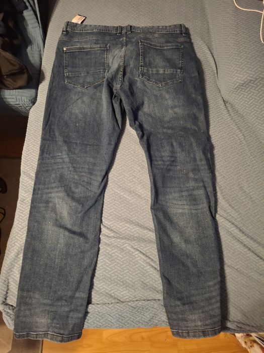 Мъжки дънки. ЧИСТО НОВИ!!