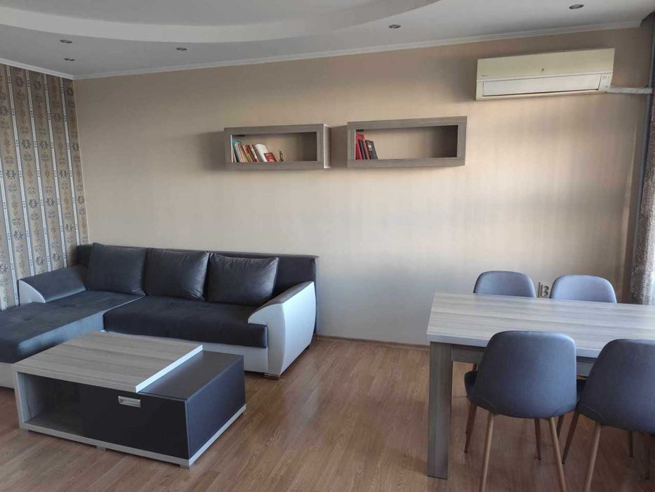 Дава се под наем Двустаен апартамент в Пловдив, Въстанически - 68 кв.м за 300 € - Снимка #4