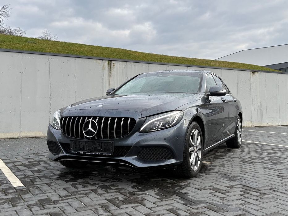 Mercedes-Benz C Mercedes-Benz C 350 e Plug-In Hybrid • 2015 • înmatriculat România
