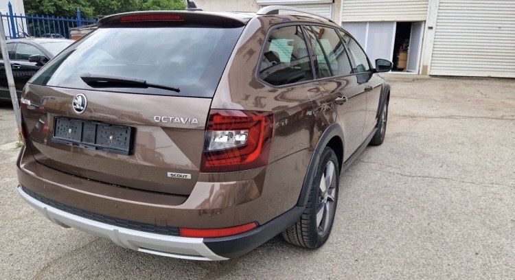 Skoda Octavia SCOUT / 65 000 км / 1.8 / Швейцария,шкода