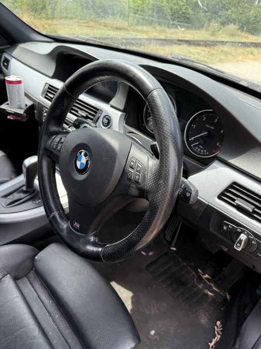 Volan m pachet padele bmw e90 e91 e92 e93 e87 e81 e82 e88 e84