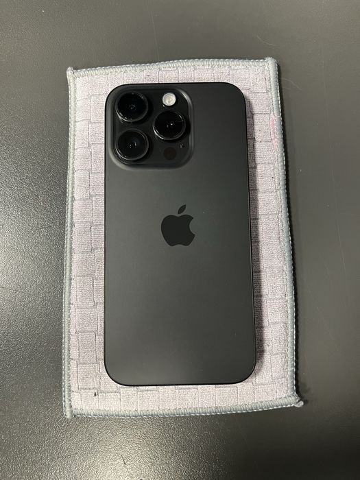 Apple Iphone 15 Pro 256GB - Black Titanium