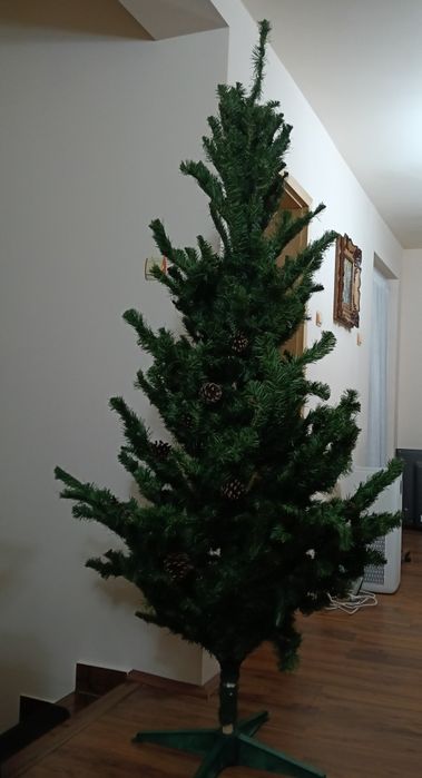 Brad artificial cu conuri, 200 cm