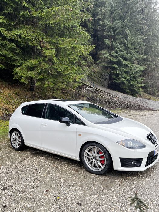 Seat Leon Cupra R - an 2011