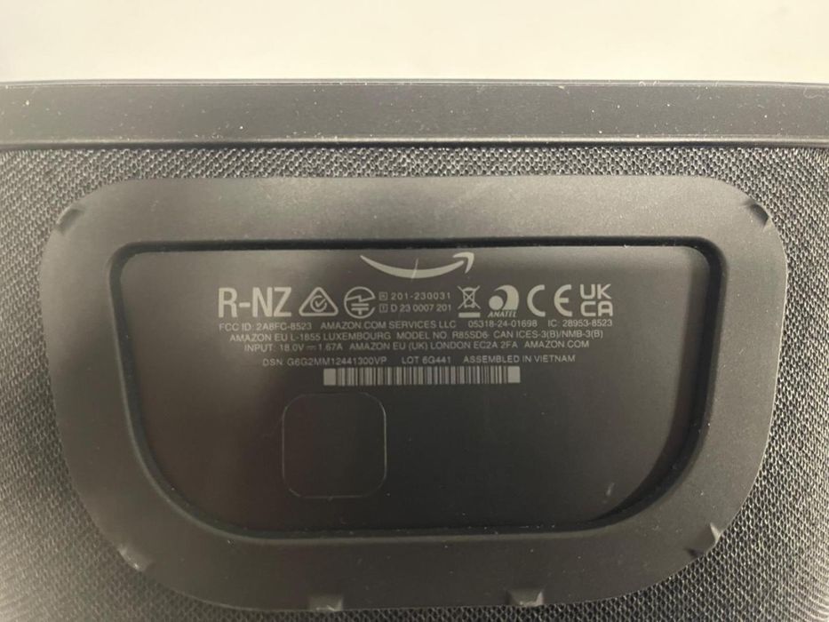 Boxa inteligenta Amazon Echo Show 8 2023 (3rd Gen), Display 8", -T-