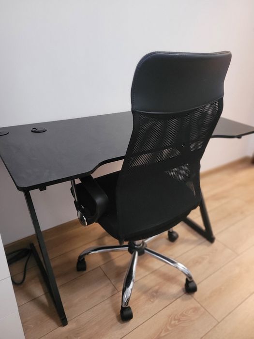 Геймърско бюро + стол