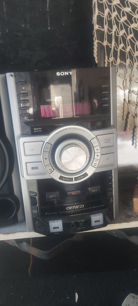 Sony genezi в много добро състояние