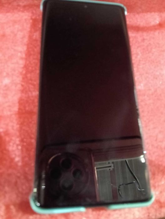 Vând Motorola edge 60 fusion