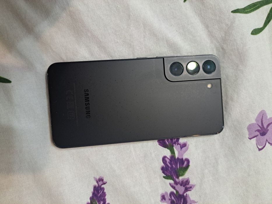 Продам samsung s22