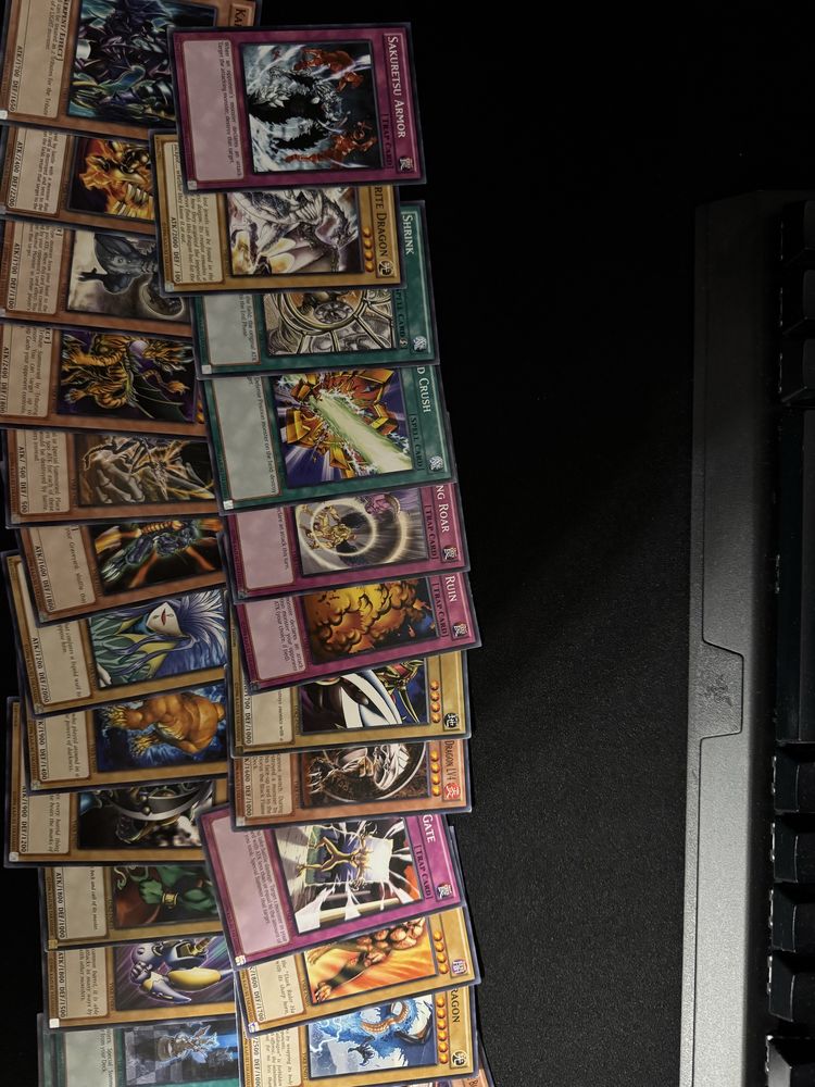 Yu-gi-oh оригинални класически карти