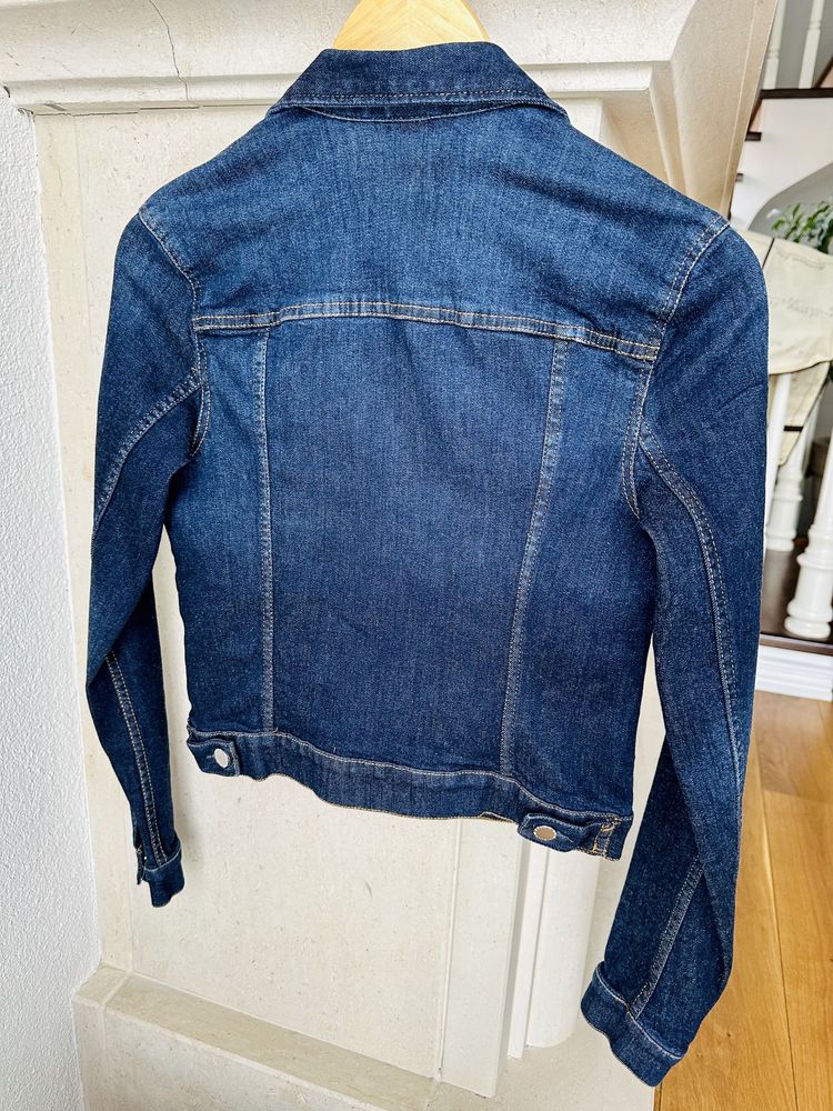 Jacheta din denim H&M - marime 32 - noua cu eticheta