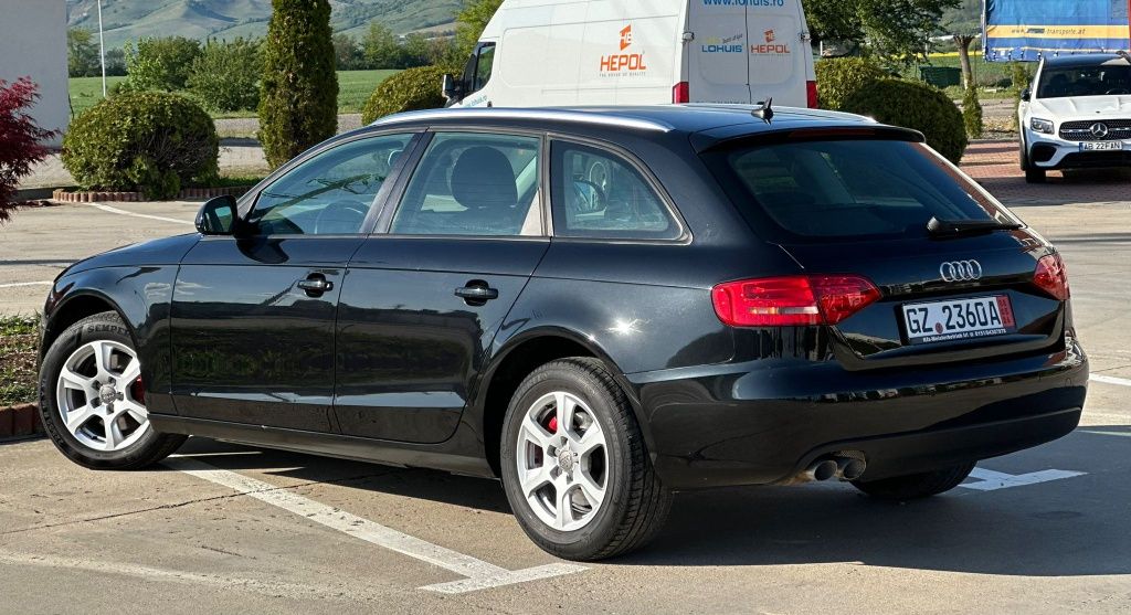 Audi A4 B8 - 2.0 Tdi 143 CP - Automata - An 2009 ~ 8+1 trepte ~ Top !!