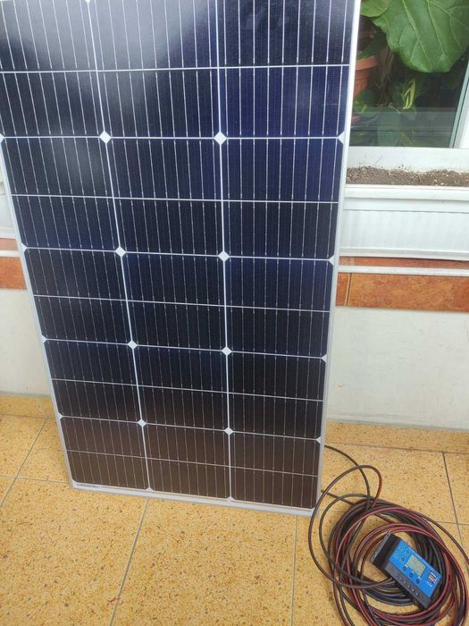 Малка соларна система 100W с контролер и 14 метра Соларни кабели