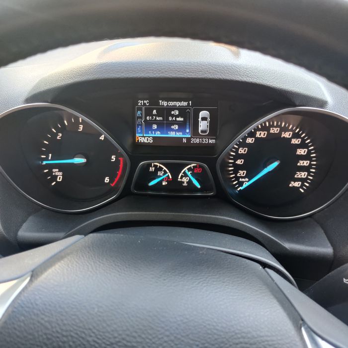 ford kuga 2016 4*4 automat